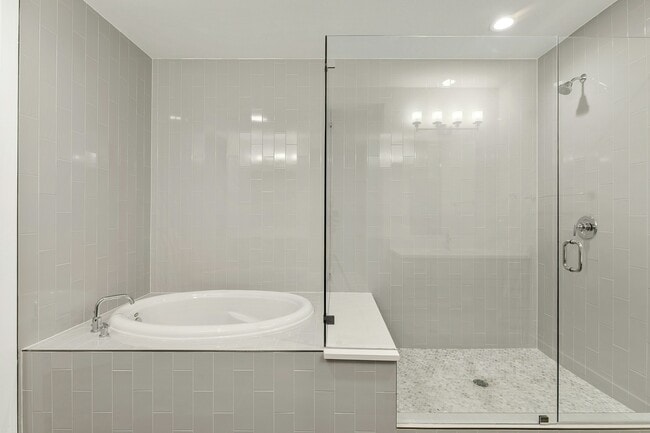 Building Photo - 4611 Unity Cir