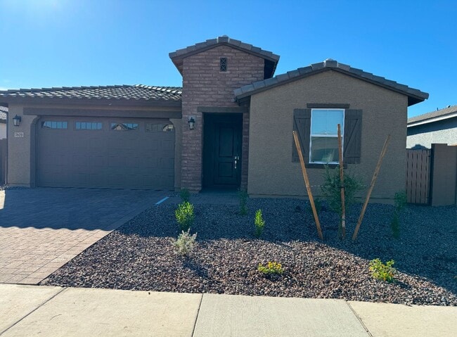 Building Photo - 4 bedroom Nextgen home in Phoenix