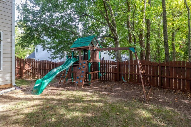 Building Photo - 1007 Brickstone Dr
