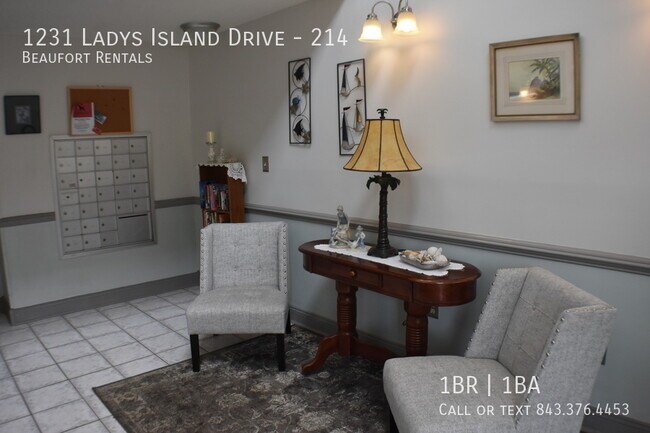 Building Photo - 1231 Ladys Island Dr