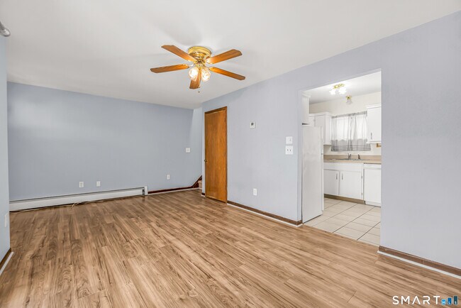 Building Photo - 20 Trolley Cir