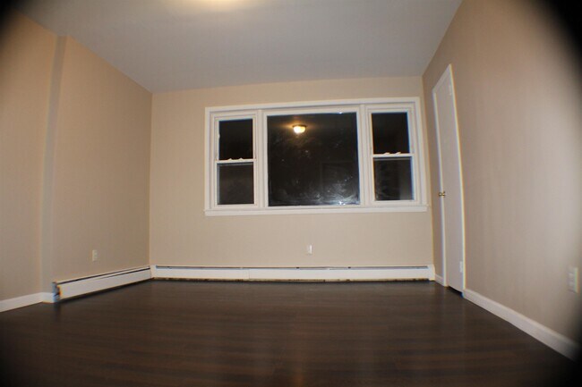 Building Photo - 22 E 29th St