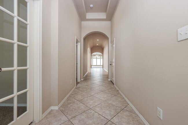 Building Photo - 2919 Chalet Knolls Ln