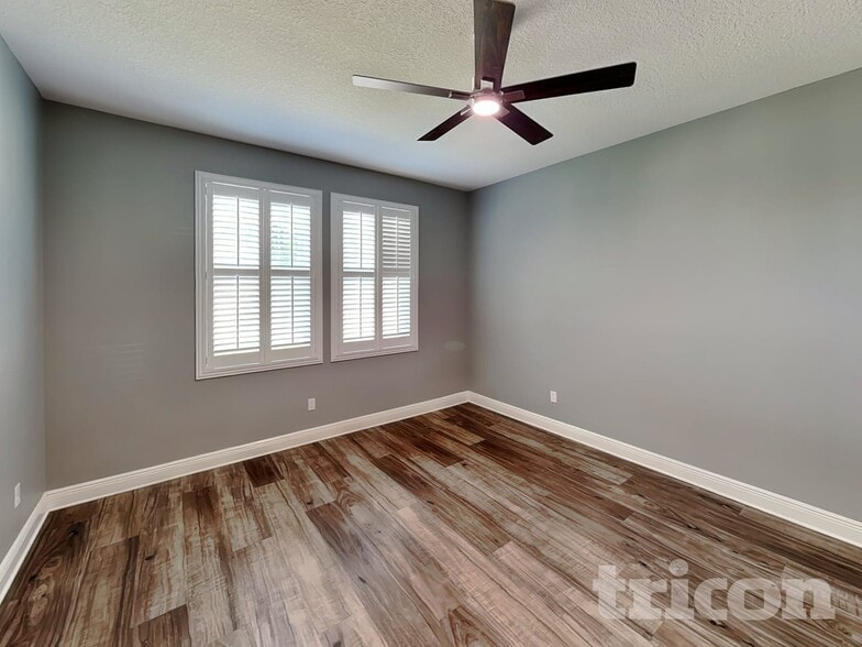Building Photo - 1842 Castleton Dr