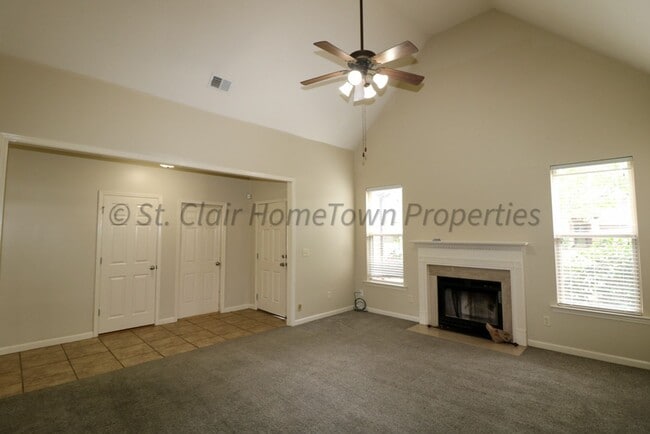 Building Photo - Large Family Home in Moody AL