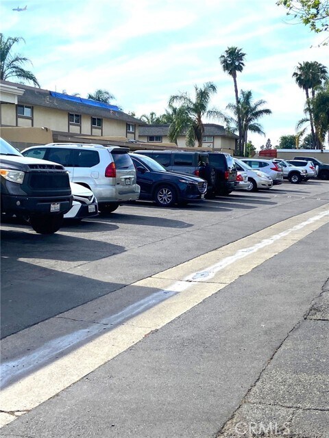 Building Photo - 1582 Mitchell Ave