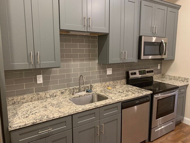 Building Photo - 149 Washington St