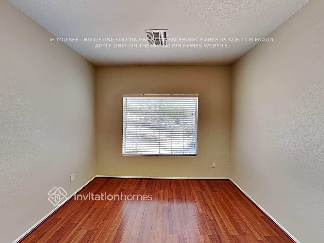 Building Photo - 4441 Rockaway Beach St