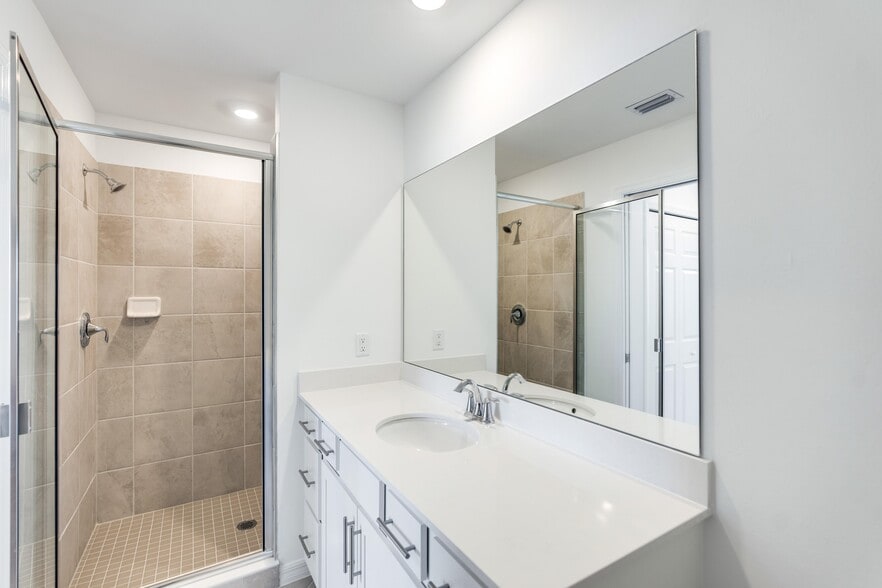 Building Photo - 43977 Boardwalk Loop