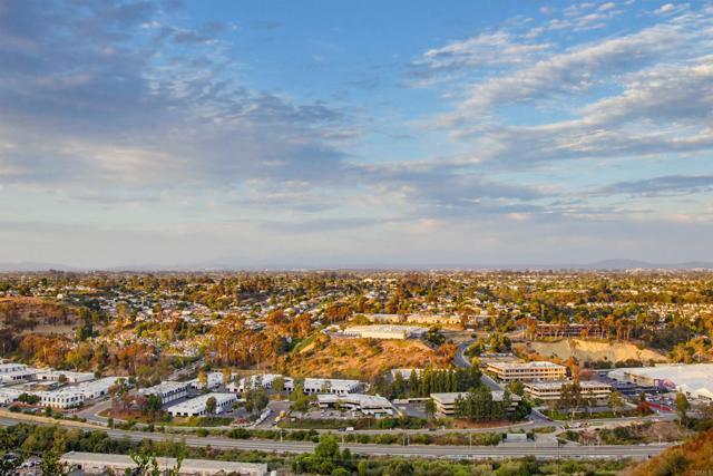Building Photo - 5605 Soledad Mountain Rd