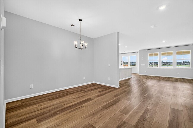 Building Photo - 204 Lake Minsi Dr