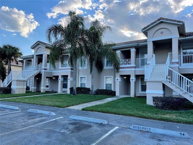 Building Photo - 13348 Fairway Glen Dr