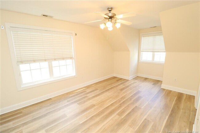 Building Photo - 125 Gremar Dr.