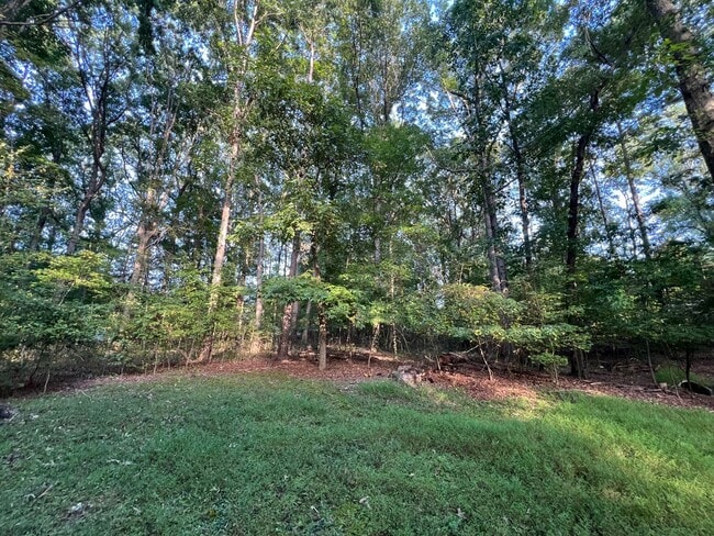 Building Photo - Newly Renovated 3BD, 2.5BA North Raleigh Home on a Private Lot in a Prime Location Near Shopping,...