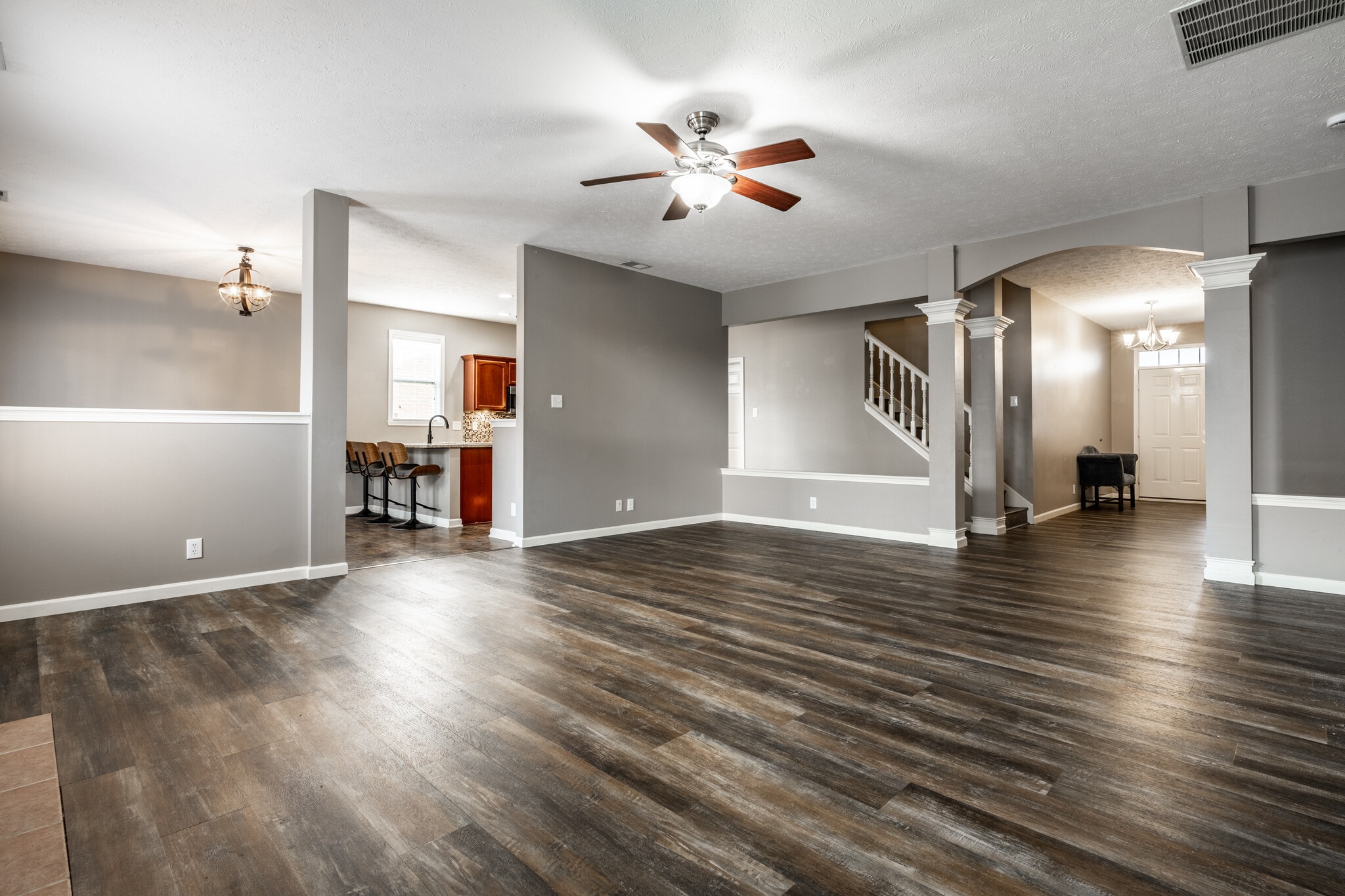 Building Photo - 8342 Stark Dr