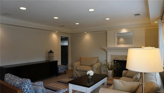 Building Photo - 126 E Arthur Ave