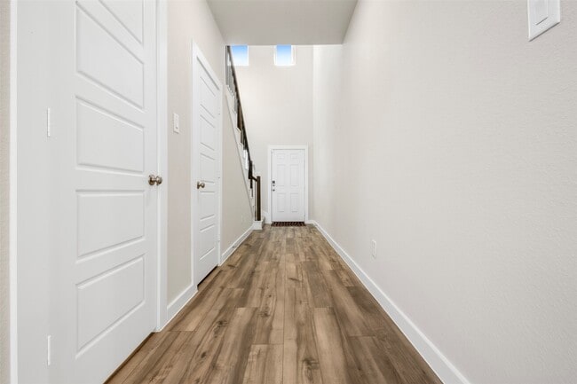 Building Photo - 18719 Chisholm Mdws Dr