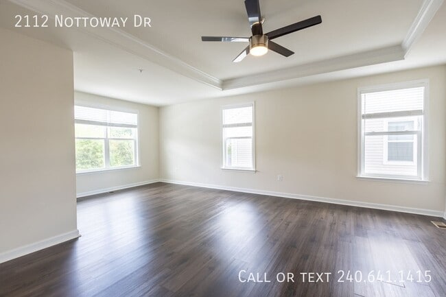 Building Photo - 2112 Nottoway Dr