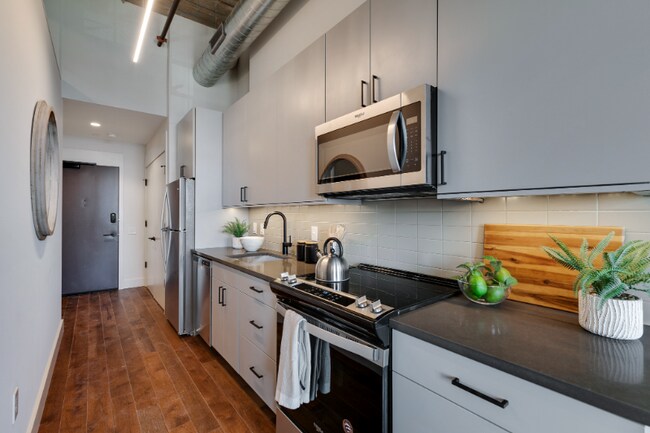 Building Photo - 173 W Berks St