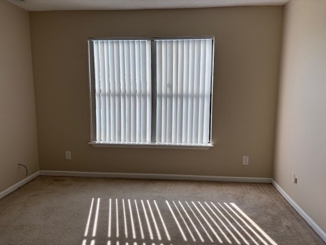 Building Photo - 13625 Eagle Ridge Dr