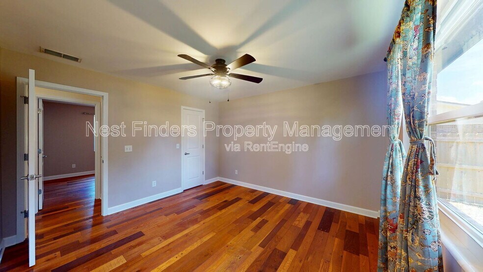 Building Photo - 3734 B Ward St