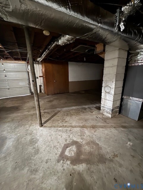 Building Photo - 149 Broaddus Dr