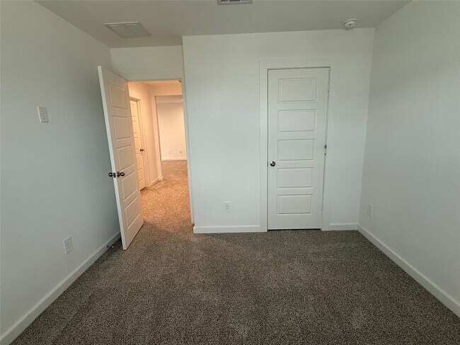 Building Photo - 12319 Maria Heights Ct