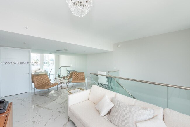 Building Photo - 400 Sunny Isles Blvd