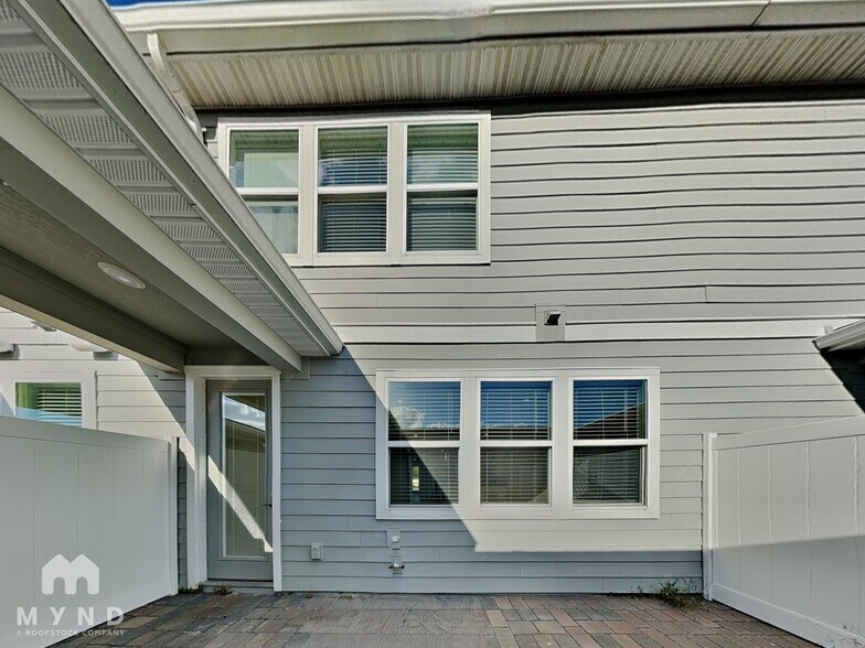 Building Photo - 14342 Orchid Is Dr