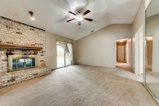 Building Photo - 3702 Lofland Ln