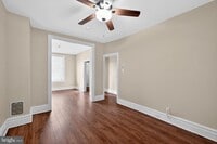 Building Photo - 652 Emerald St