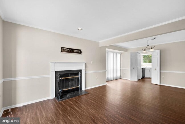 Building Photo - 7745 Chatfield Ln