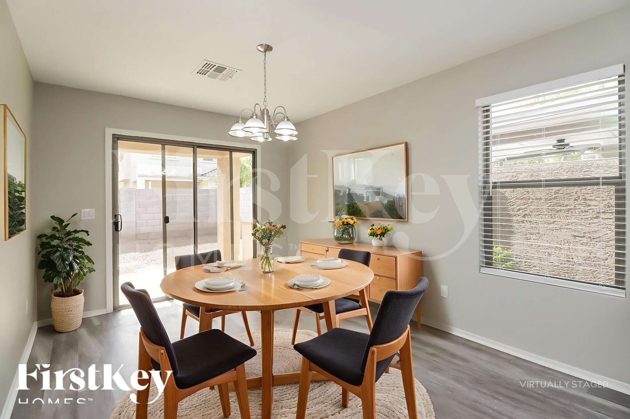 Building Photo - 3741 E Jasper Dr