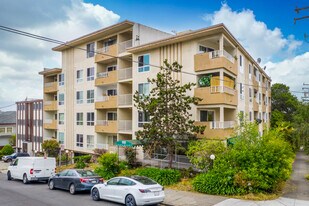 Building Photo - Fountainbleau Apartments