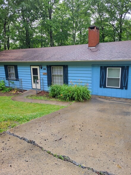 Primary Photo - 1412 Deck Hill Rd