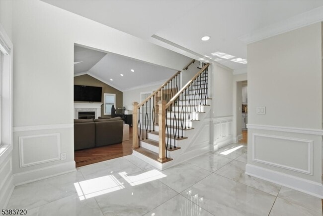 Building Photo - 41 Stirling Terrace