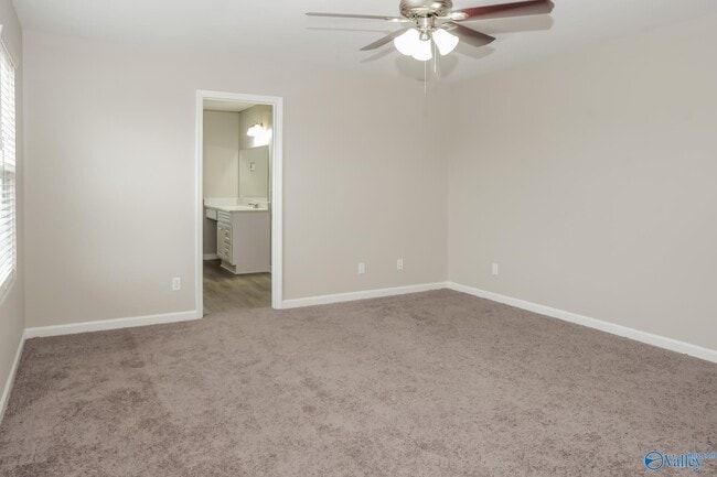 Building Photo - 213 Farmington Dr