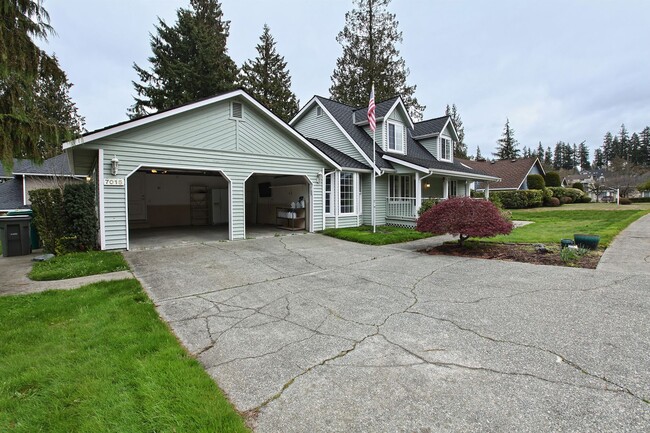 Building Photo - Beautiful Home in Gleneagle Neighborhood