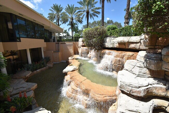 Building Photo - 15711 Loch Maree Ln