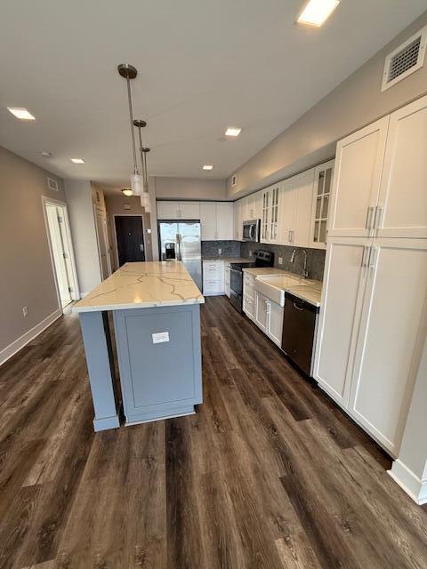 Building Photo - 480 N Main St