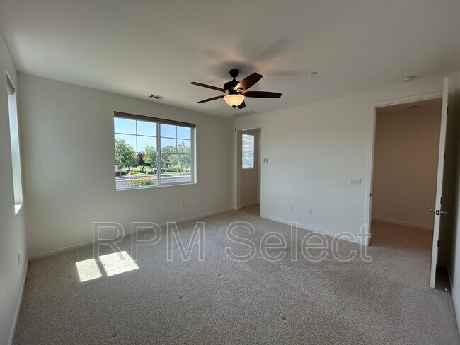 Building Photo - 1356 Jamboree Dr