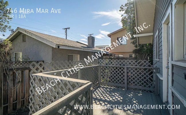 Building Photo - 746 Mira Mar Ave