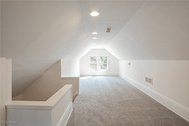 Building Photo - 46 Verdun Dr