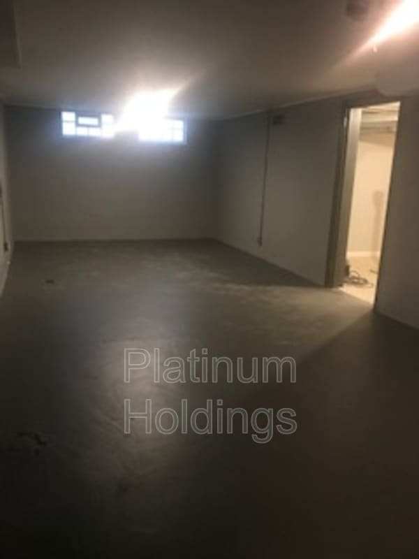 Building Photo - 1115 Villaview Rd