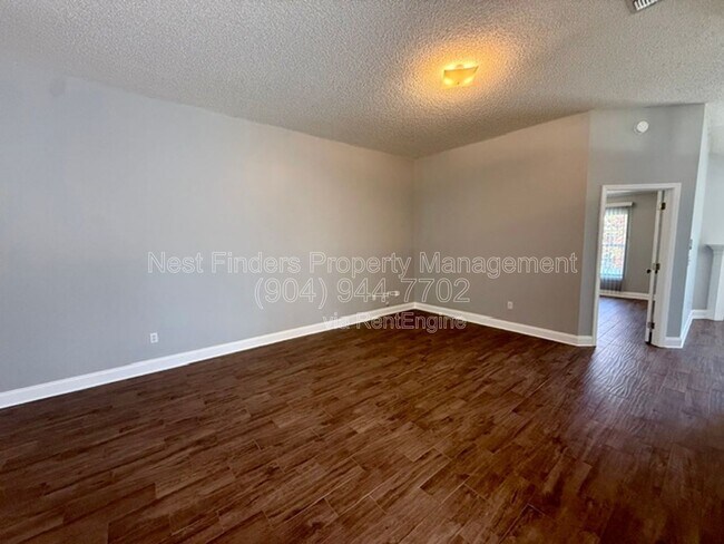 Building Photo - 3139 Mountain Ash Rd E