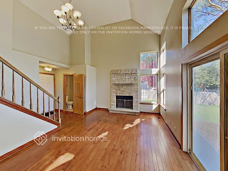 Building Photo - 463 Hadley Ct