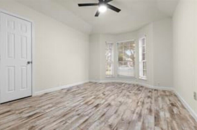 Building Photo - 6322 Bear Canyon Ct