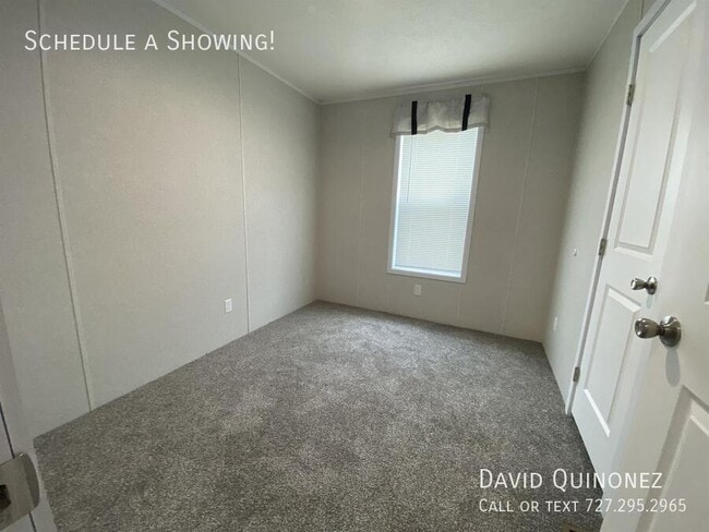 Building Photo - 204 Monterey Dr