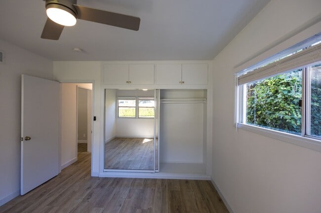 Building Photo - Freshly Renovated 3BR/2BA Pool Home – La Crescenta