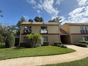 Building Photo - Charming 3 Bedroom 2 Bath Condo in Heart of Winter Springs